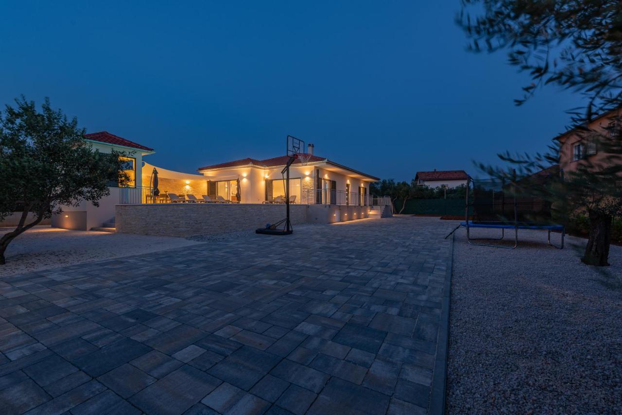 Golubica Villa Sukosan